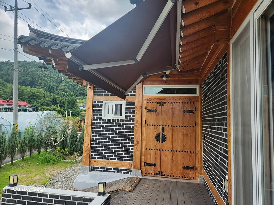충남 청양 멋스런 한옥집 매매 시골집 매매 (5).jpg