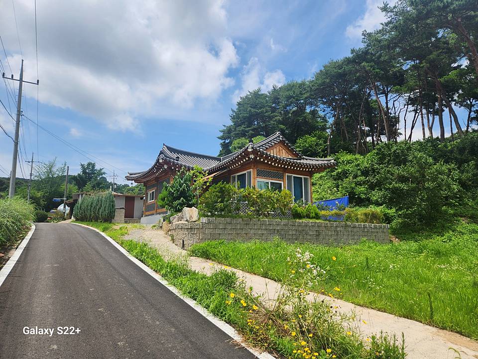 충남 청양 멋스런 한옥집 매매 시골집 매매 (1).jpg
