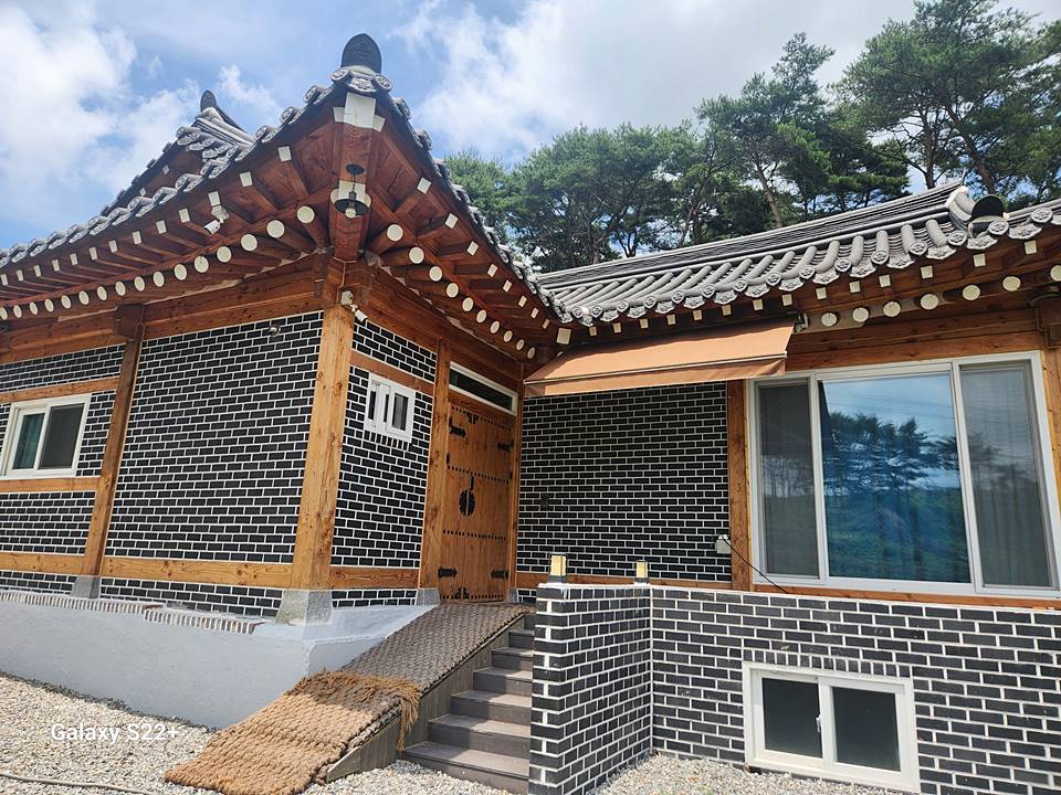 충남 청양 멋스런 한옥집 매매 시골집 매매 (3).jpg