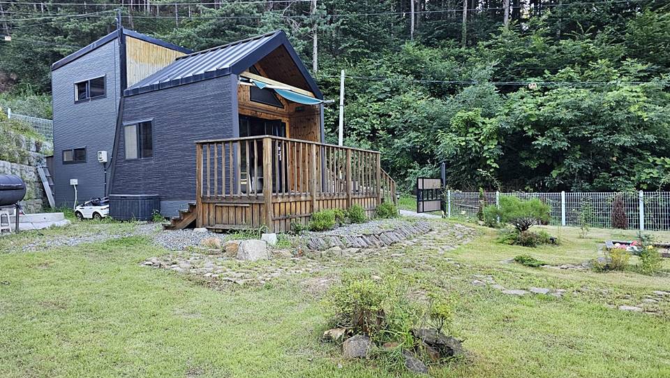 강원도 홍천 아지트 세컨하우스 시골집매매 (1).jpg