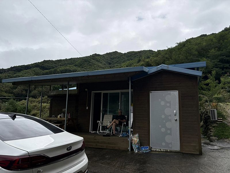 전북 무주 계곡 낀 멋진 땅 매매 농막 매매 (1).jpg