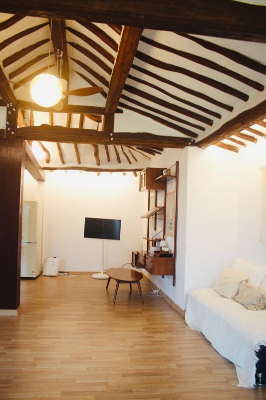 경기도 안성 서까래 시골집 매매 감성 숙소 매매 (5).jpg