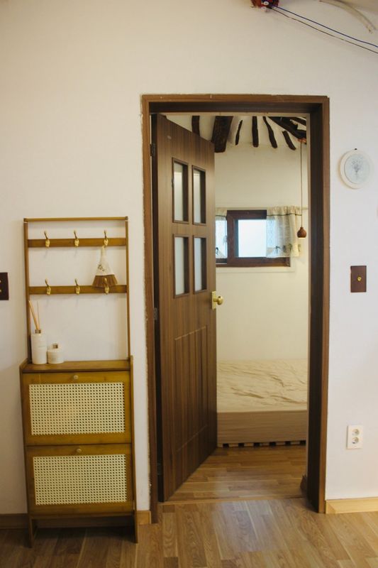 경기도 안성 서까래 시골집 매매 감성 숙소 매매 (10).jpg