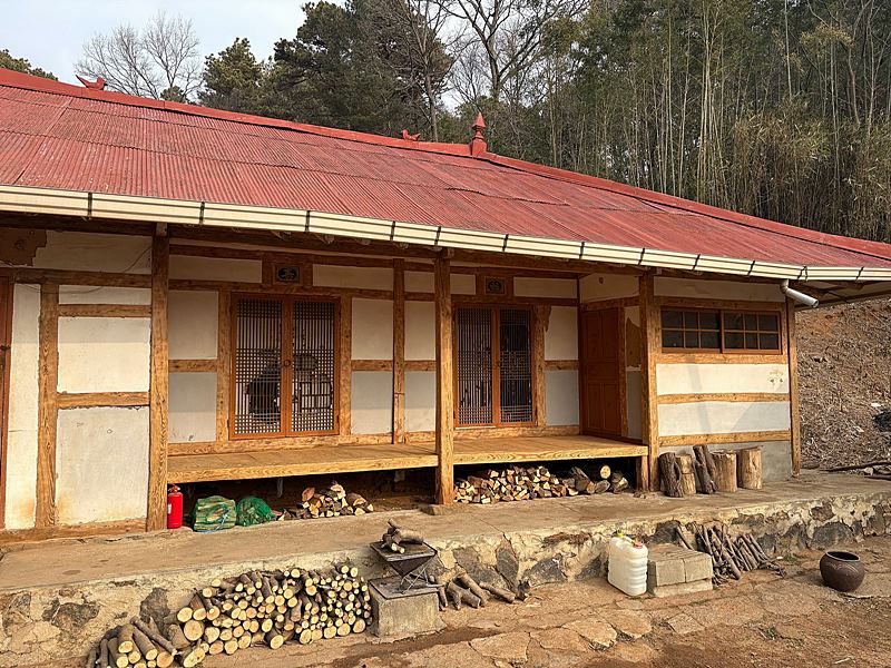 충남 서천 숲속 한옥 느낌적인 시골집 매매 (2).jpg