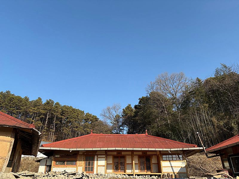 충남 서천 숲속 한옥 느낌적인 시골집 매매 (1).jpg