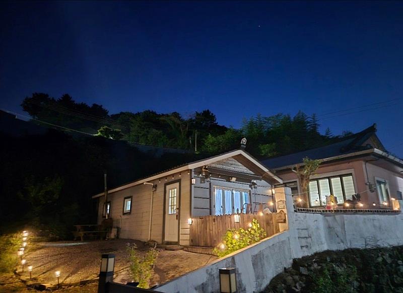 경남 고성 바다 1분 시골집 매매 낭만 주택 매매 (1).jpg