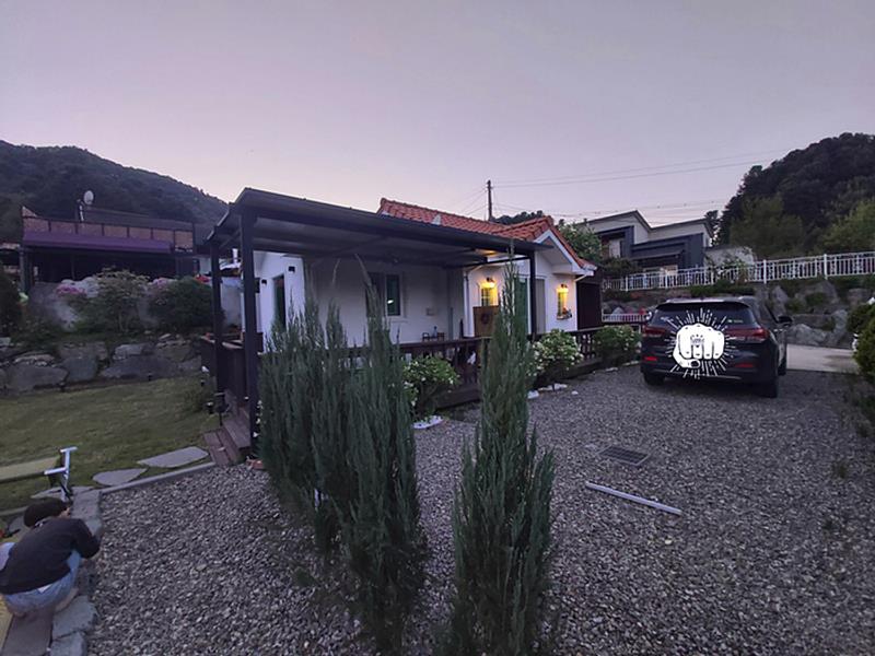 경기도 가평 예쁜 전원주택 매매 세컨하우스 매매 (5).jpg