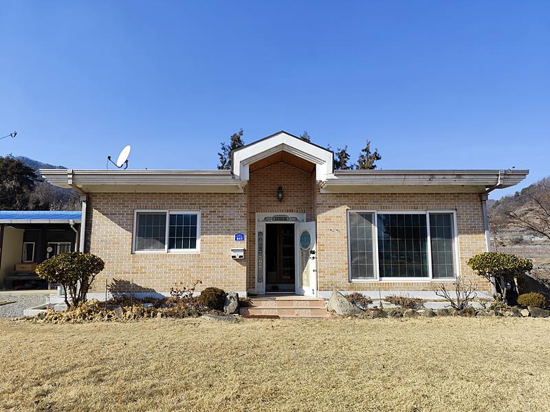 충북 충주 깔끔한 전원주택 매매 시골집 매매 (1).jpg