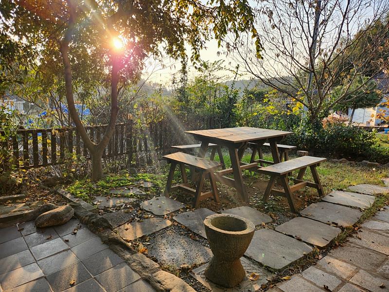 충남 홍성 낭만 시골집 매매 세컨하우스 매매 (9).jpg