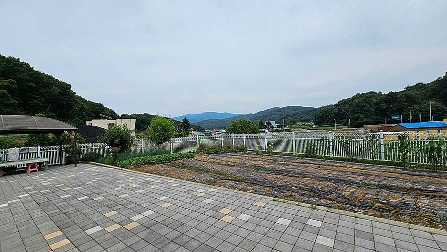 충남 아산 전원주택 매매 단정한 주택 매매 (2).jpg