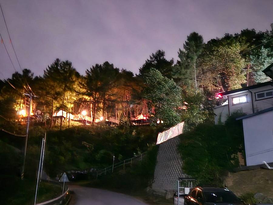 강원도 영월 전원주택 성업 중 캠핑장 매매 2 (9).jpg